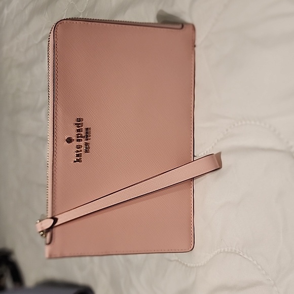 kate spade Handbags - Kate Spade Wristlet